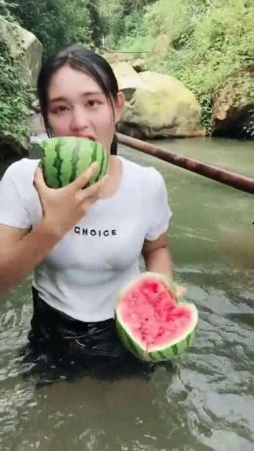 湖南妹子吃瓜,揭秘湘菜背后的故事与传说