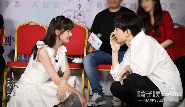 琉璃伪簪花吃瓜直播,揭秘网红幕后生活