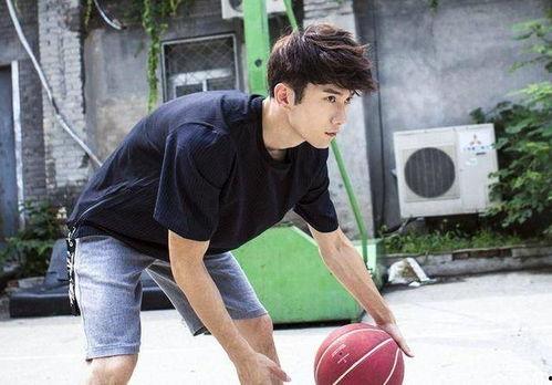 吃瓜刘芮麟,揭秘娱乐圈的“瓜王”传奇